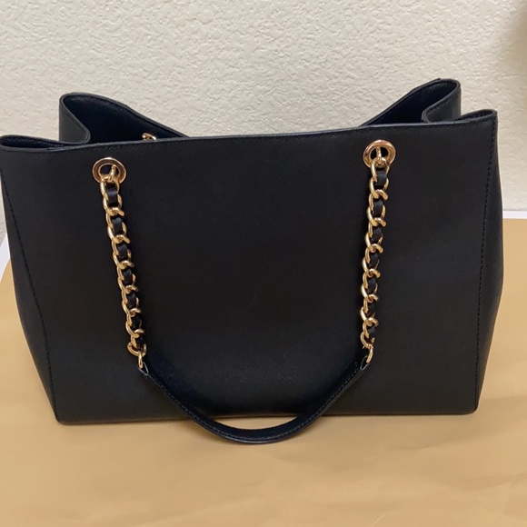 Michael Kors chain large tote NWOT - Picture 9 of 16